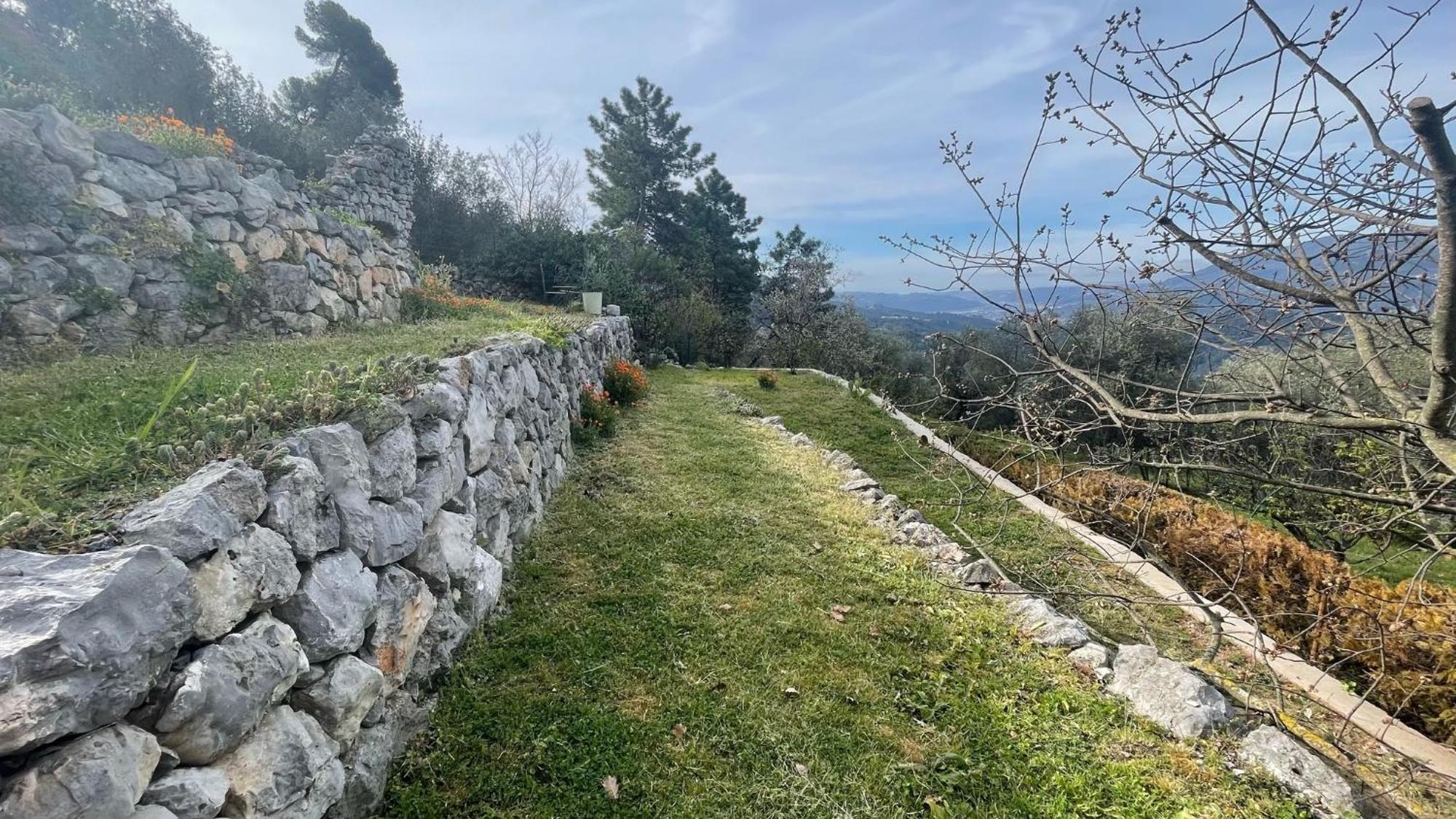 Rez De Jardin, Entre Mer Et Montagne Levens Exteriér fotografie